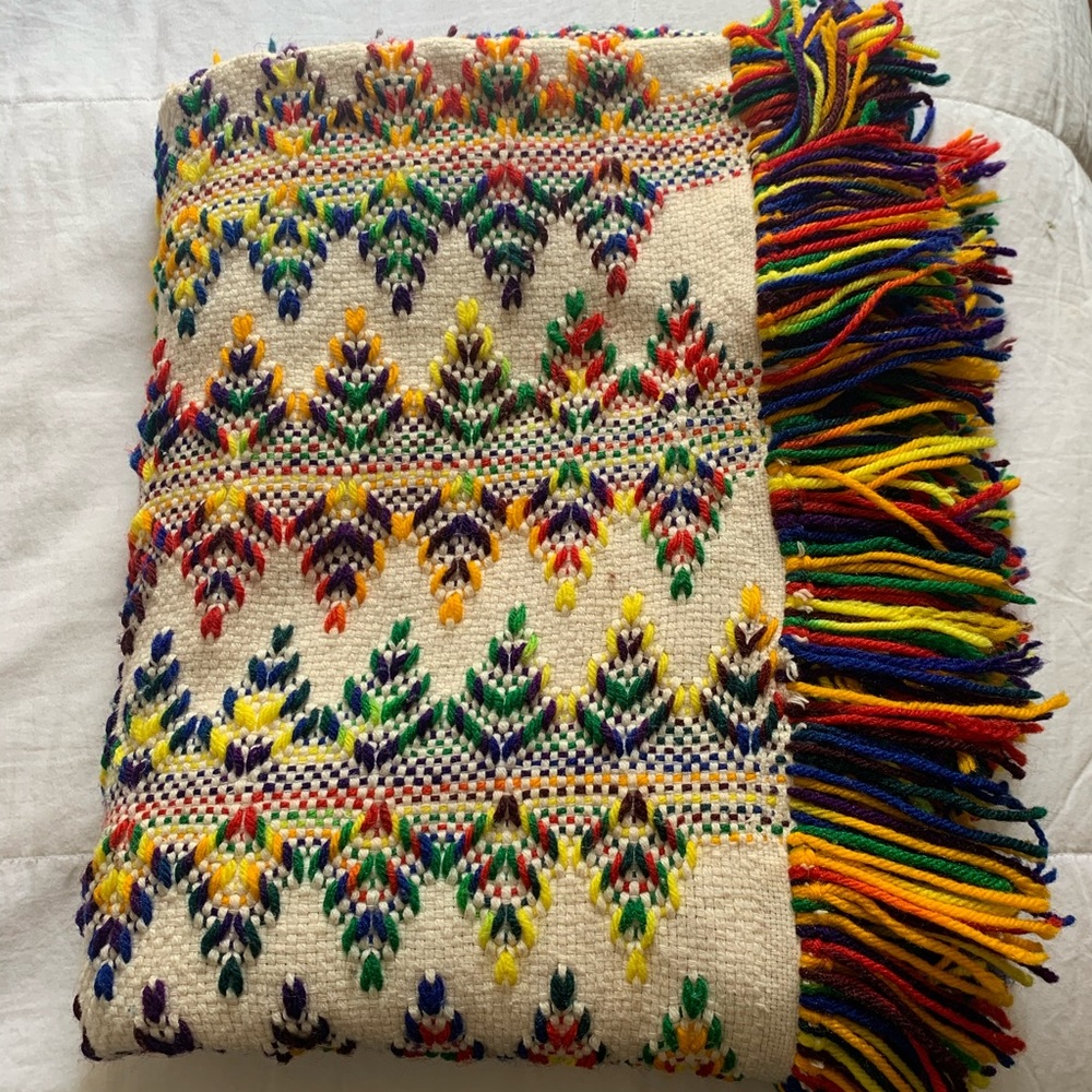 𝕍𝕚𝕟𝕥𝕒𝕘𝕖 handmade throw